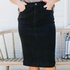 The Main Street Exchange Leah Denim Skirt in Black Size 12